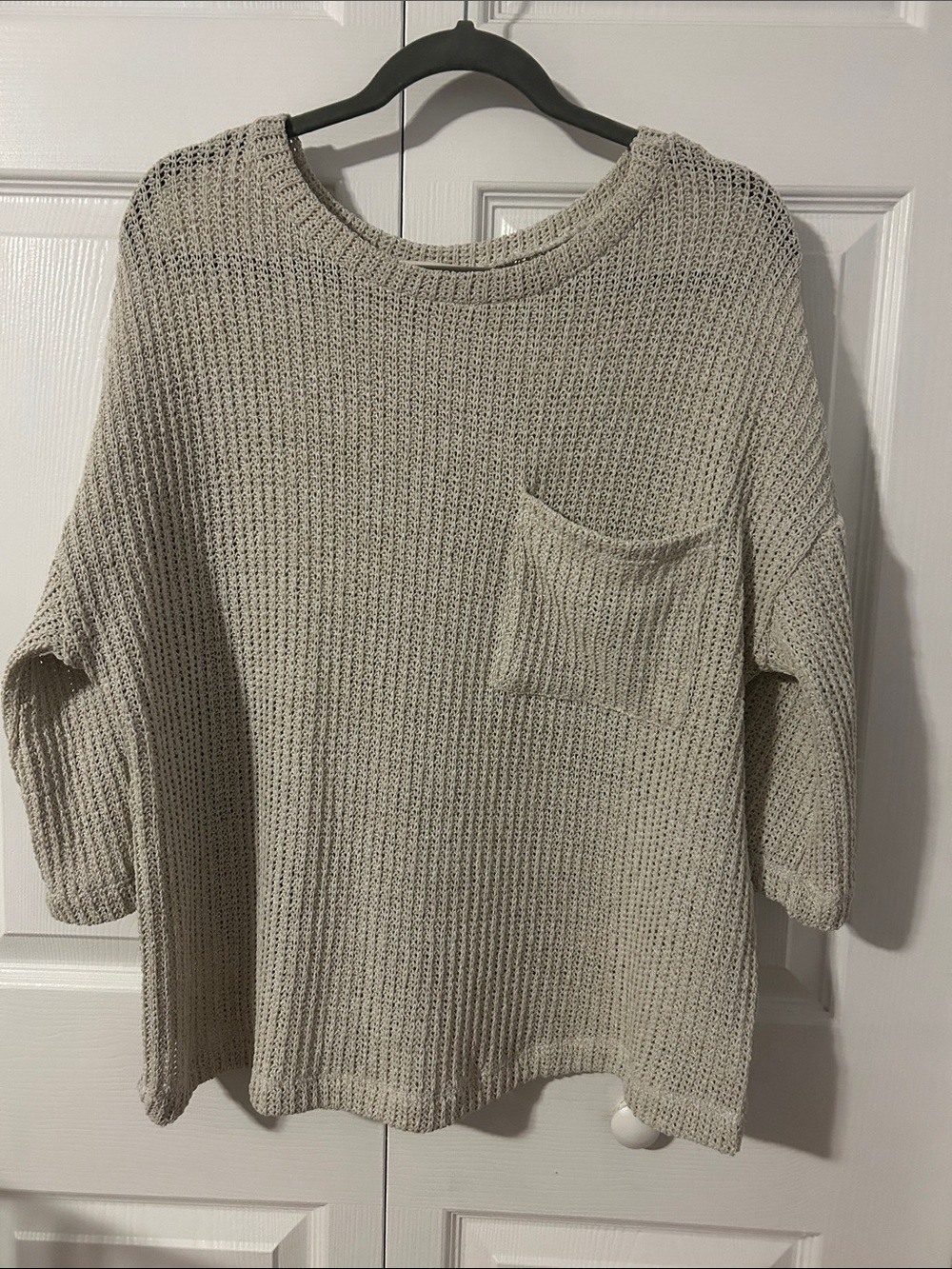 Women’s Lightweight Oversized Pocket Sweater - Beige